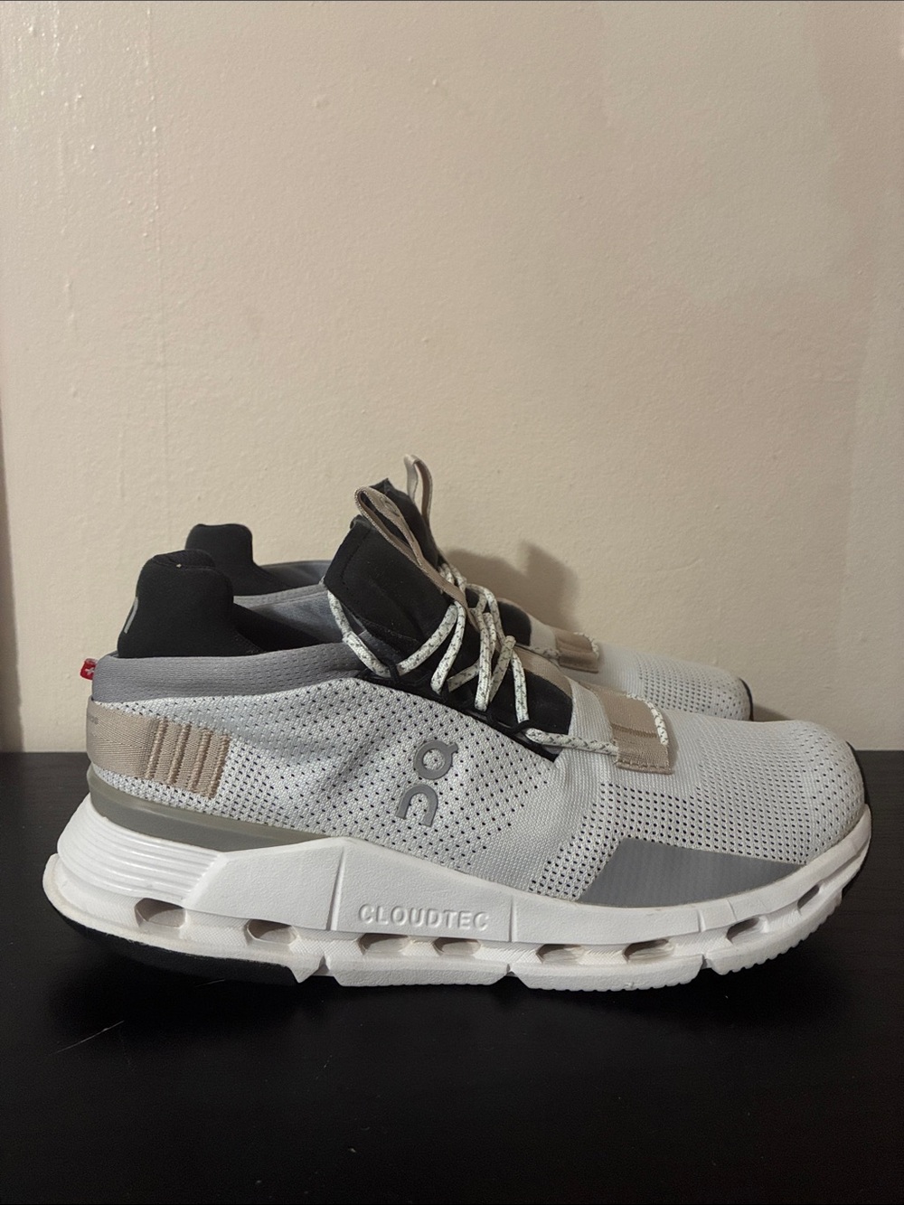 On Cloudnova sneakers in the white and sand colorway women’s size 9W